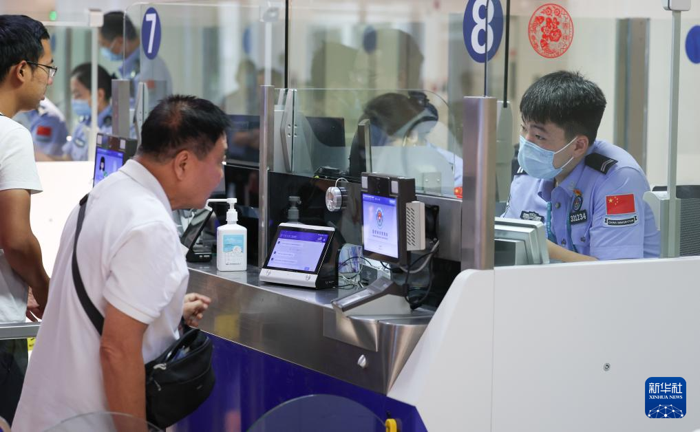 新政策实施3个月 超75万人次外籍旅客免签入境海南(图5)